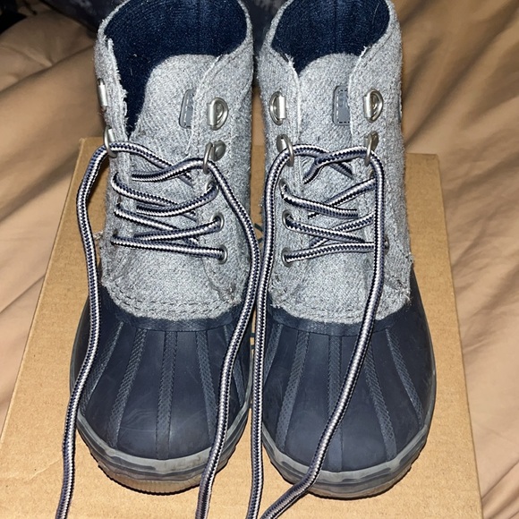 Sperry boots - Picture 2 of 4